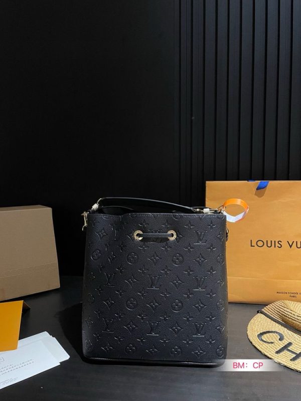 New Arrival LV Handbag L1130