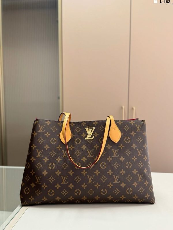 New Arrival LV Handbag L1149