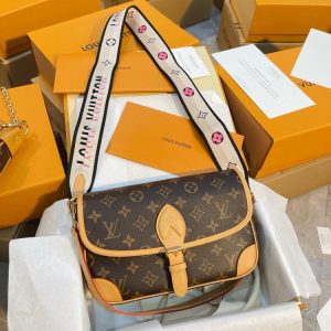 New Arrival LV Handbag L1186