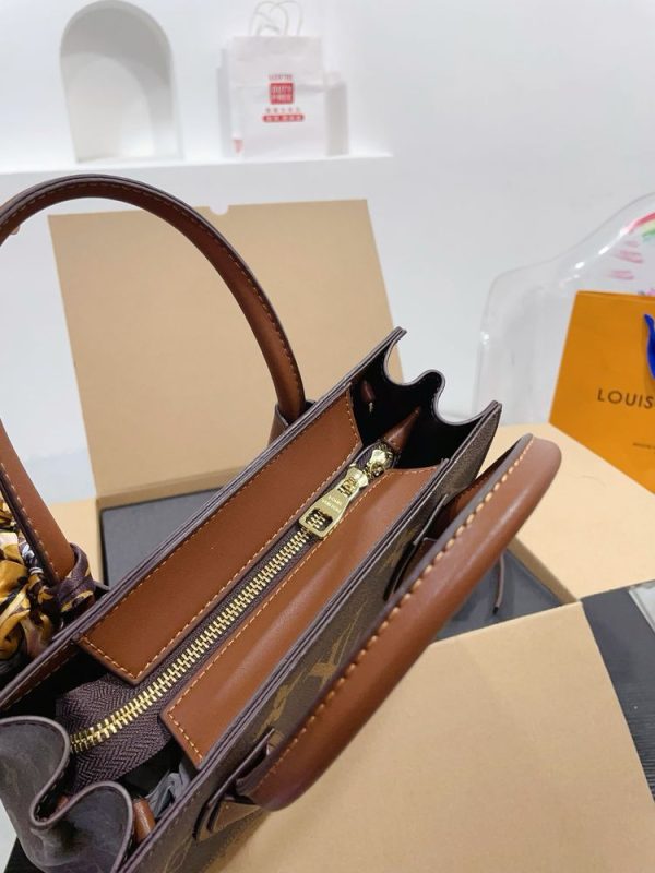 New Arrival LV Handbag L1203