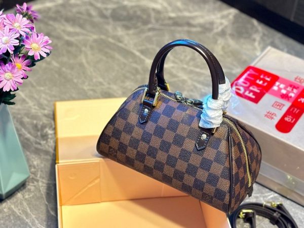 New Arrival LV Handbag L1182