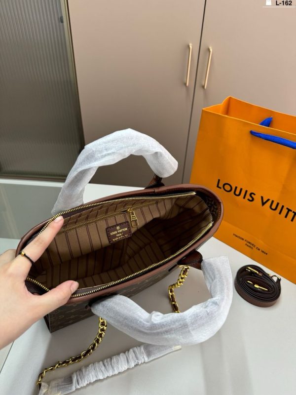 New Arrival LV Handbag L1151