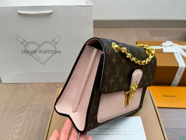 New Arrival LV Handbag L1142