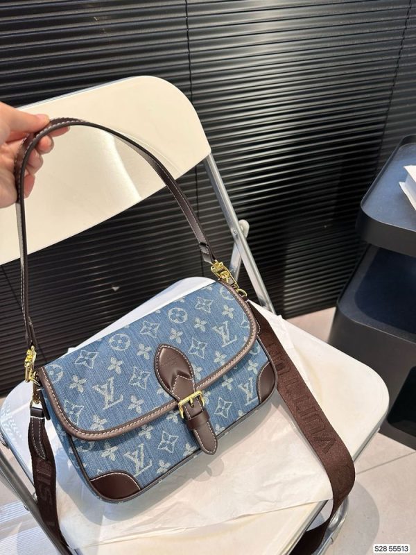 New Arrival LV Handbag L1125