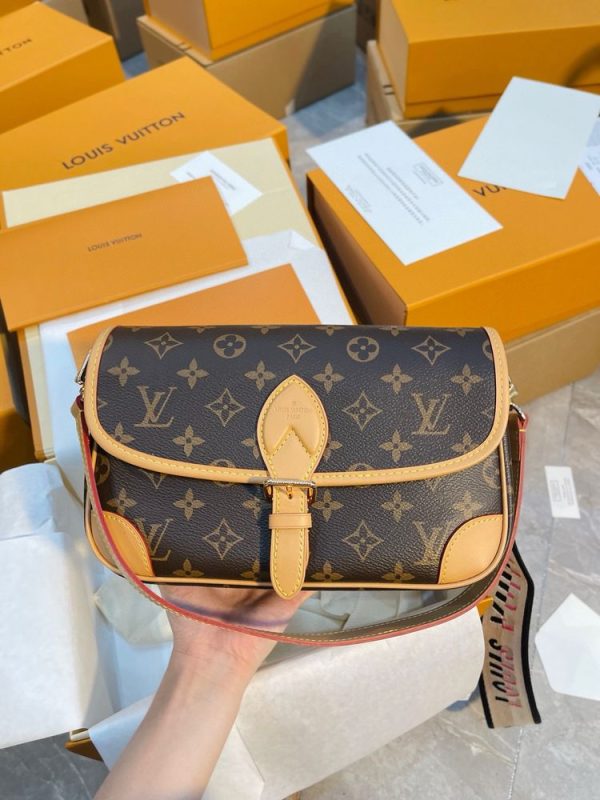 New Arrival LV Handbag L1186