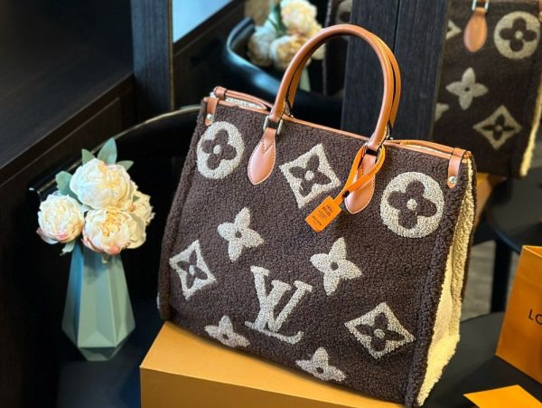 New Arrival LV Handbag L1256