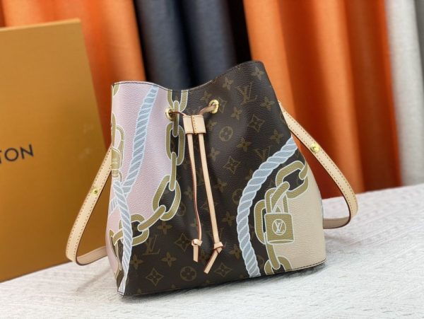 Luxury LV Handbag N40474