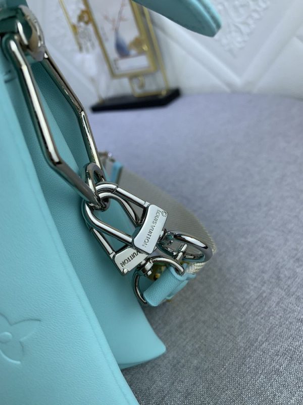 Luxury LV Handbag M22398