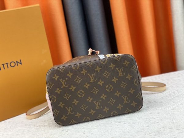 Luxury LV Handbag N40474