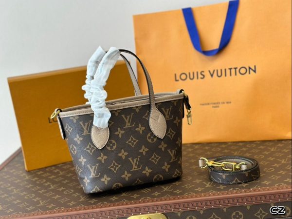 New Arrival LV Handbag L1265