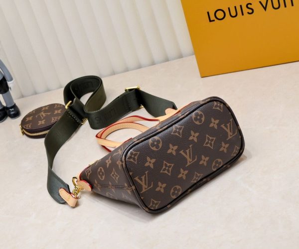 Luxury LV Handbag M46705