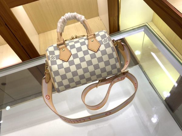 Luxury LV Handbag M46222