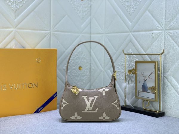 Luxury LV Handbag M82391.1