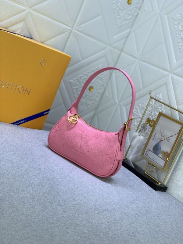 Luxury LV Handbag M82391