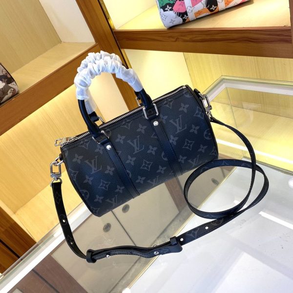 Luxury LV Handbag M46678