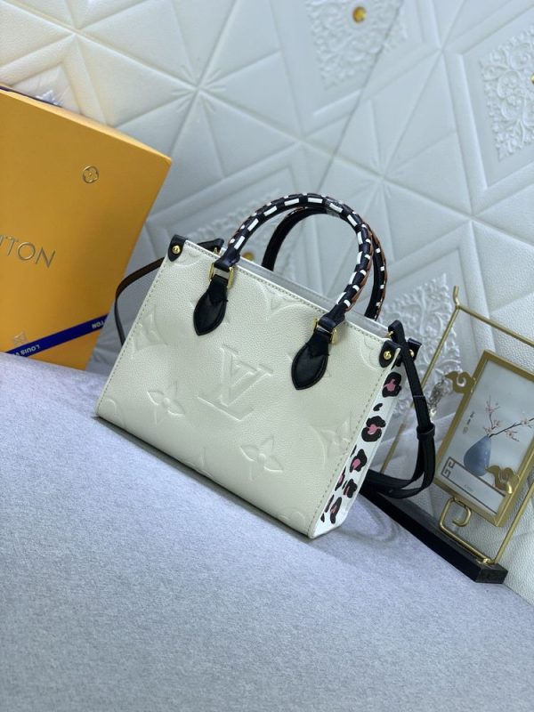 Luxury LV Handbag M45373.1