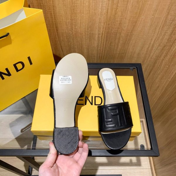 New Arrival Women Fendi Slippers F3002