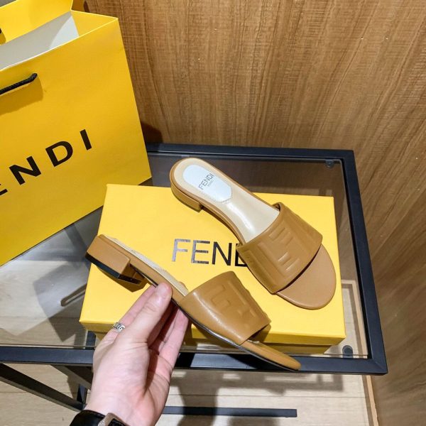 New Arrival Women Fendi Slippers F3002