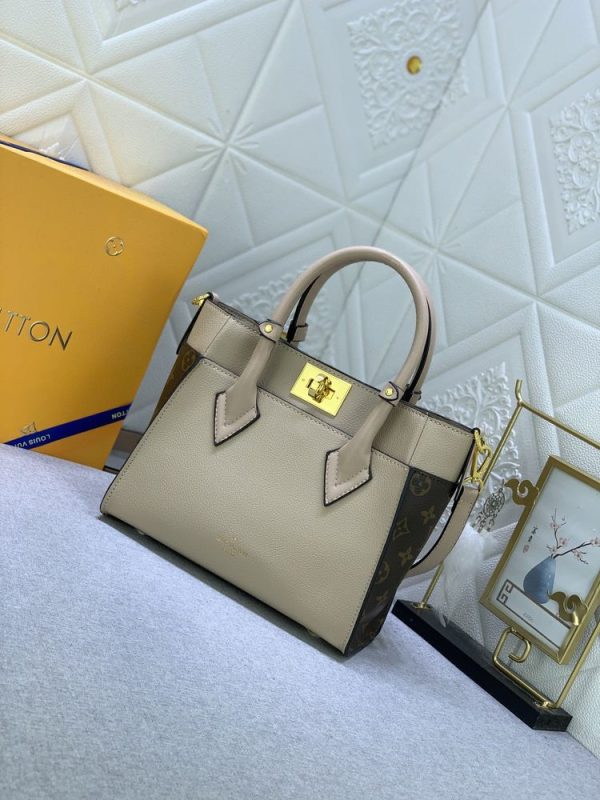 Luxury LV Handbag M57728