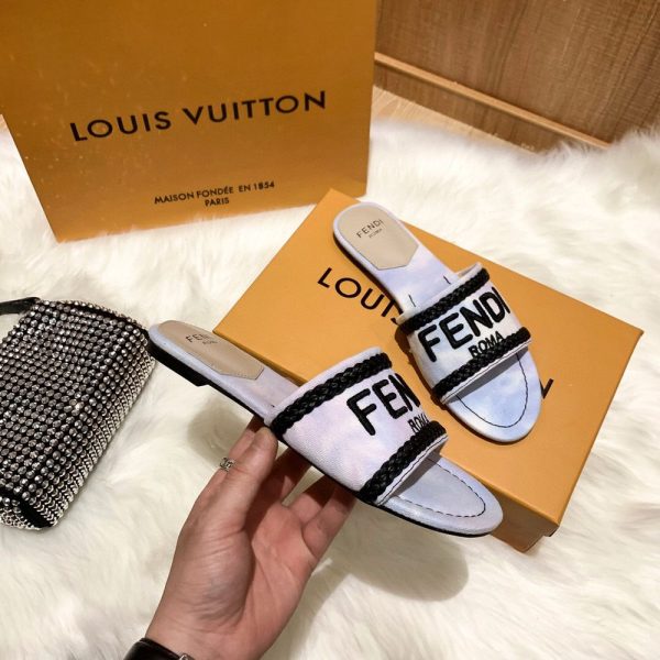 New Arrival Women Fendi Slippers F3003