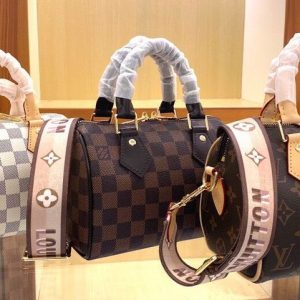 Luxury LV Handbag M46222