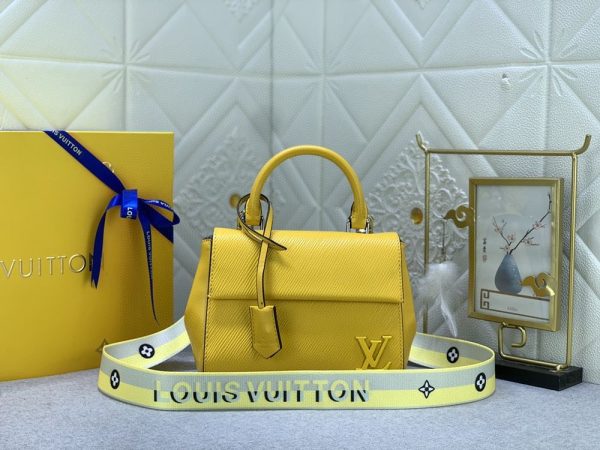 Luxury LV Handbag M58931