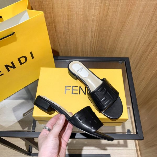 New Arrival Women Fendi Slippers F3002