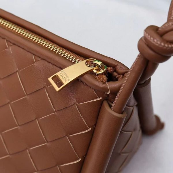 Luxury LV Handbag M46040