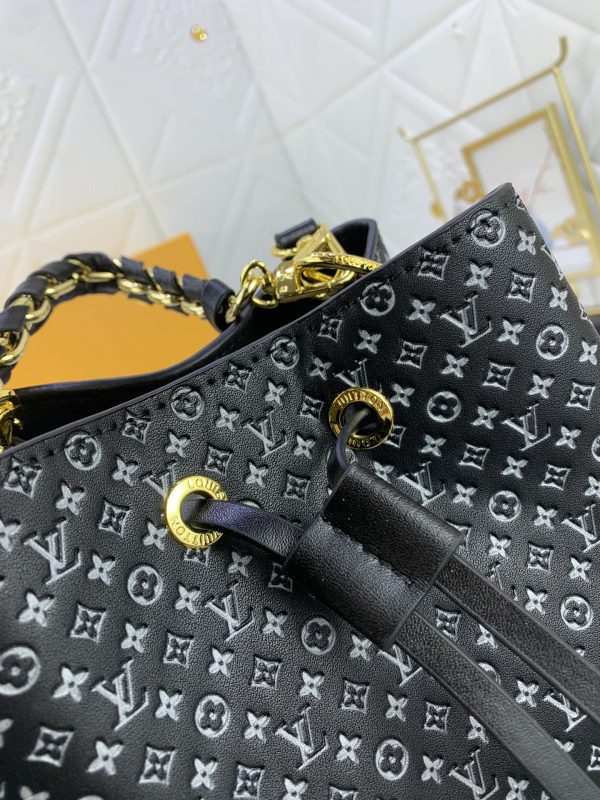 Luxury LV Handbag M22598