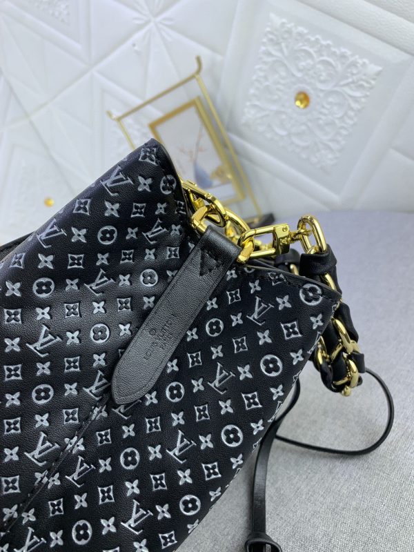 Luxury LV Handbag M22598