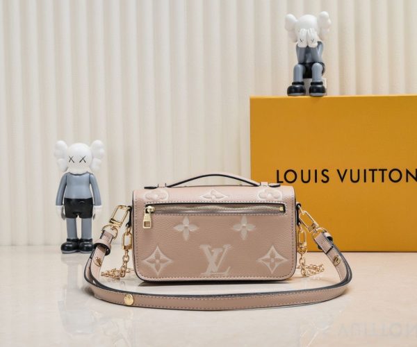 Luxury LV Handbag M22834