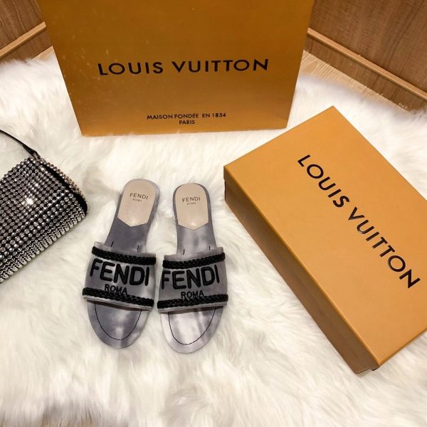 New Arrival Women Fendi Slippers F3003