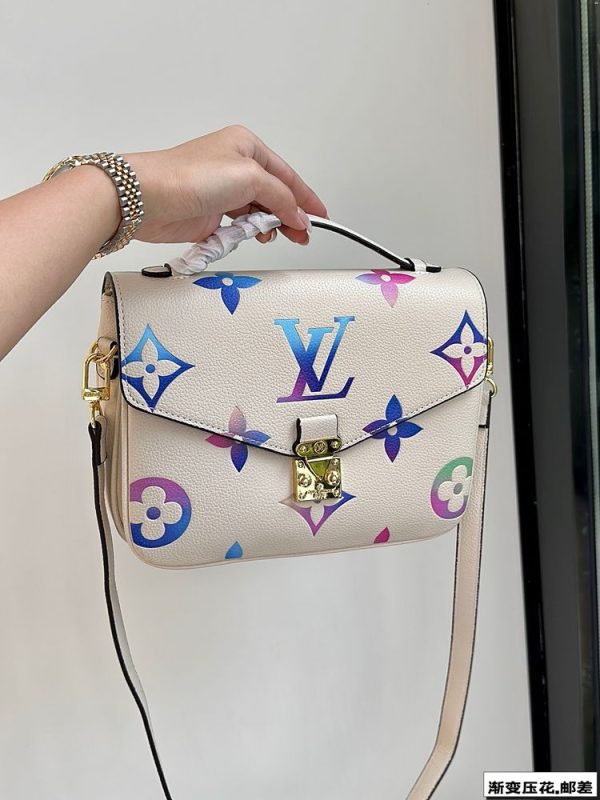 New Arrival LV Handbag L1249.1