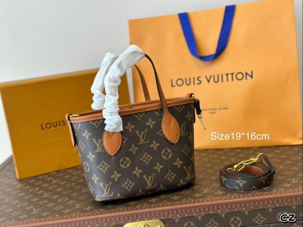 New Arrival LV Handbag L1265