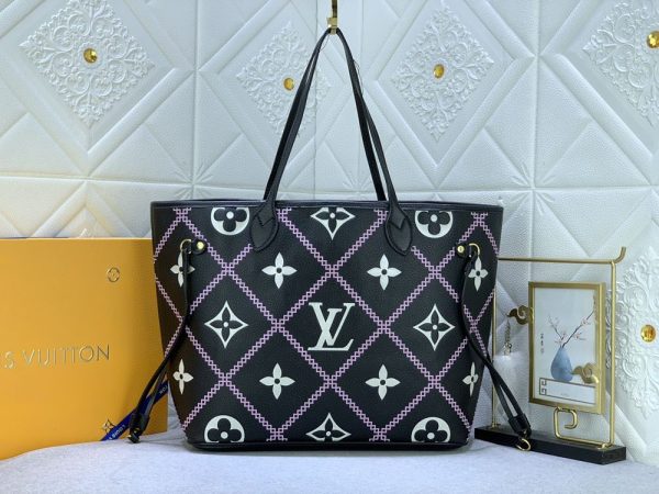 Luxury LV Handbag M46040