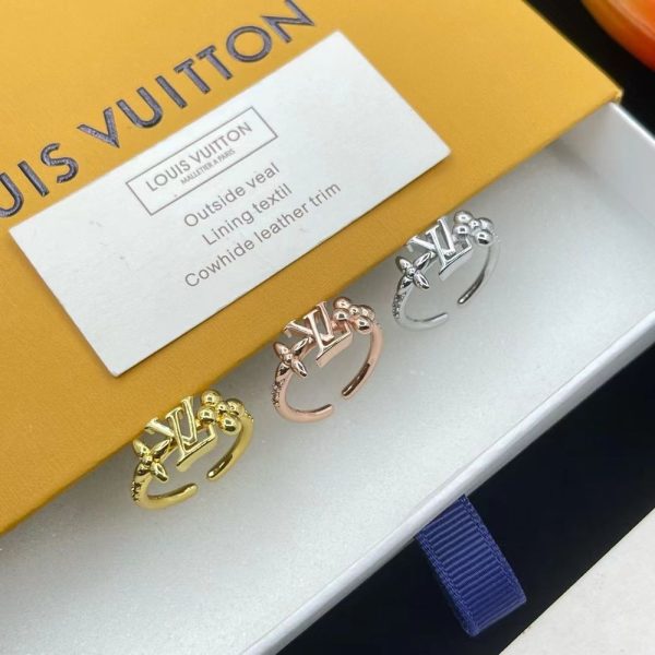 New Arrival LV Ring 1023