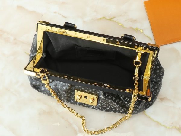 New Arrival L*V Handbag 1535