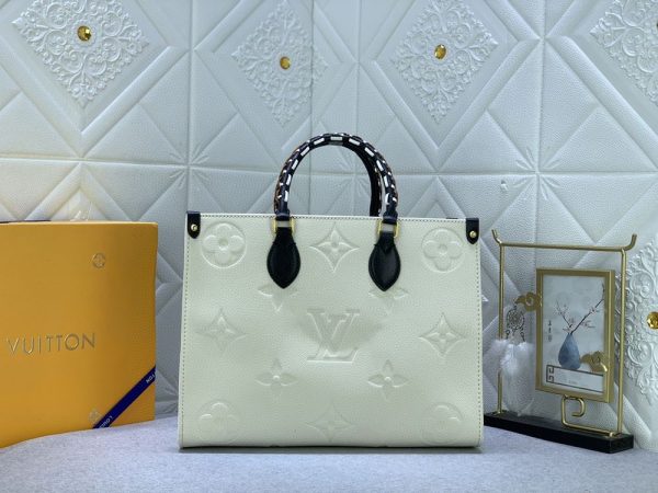 Luxury LV Handbag M45373