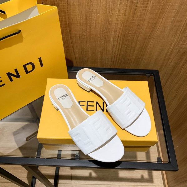 New Arrival Women Fendi Slippers F3002