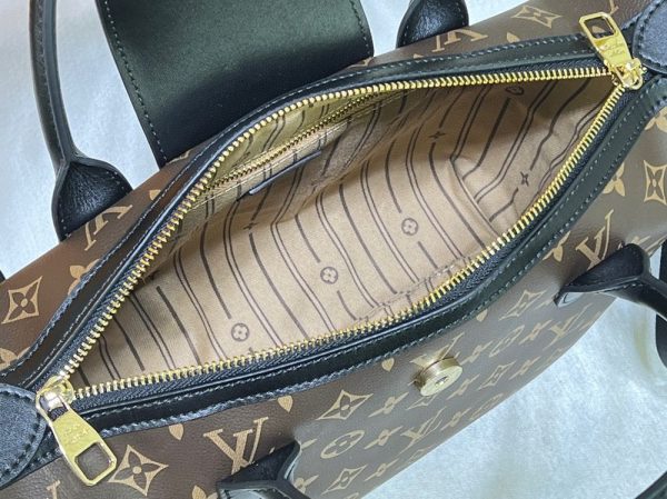 Luxury LV Handbag 66179