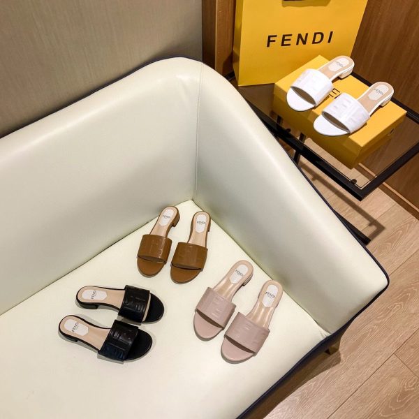 New Arrival Women Fendi Slippers F3002