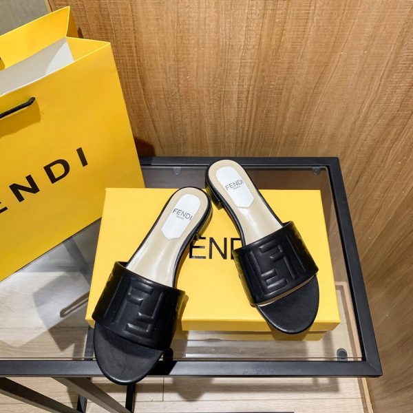 New Arrival Women Fendi Slippers F3002