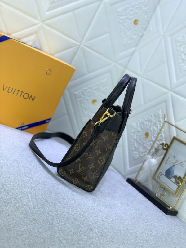 Luxury LV Handbag M57728