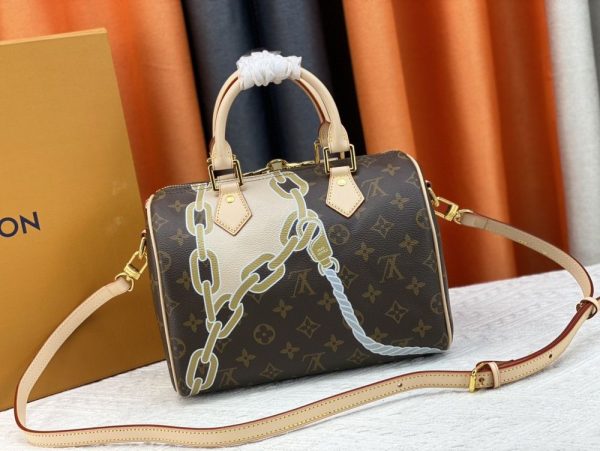 Luxury LV Handbag M40392