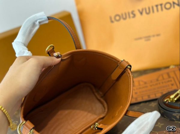 New Arrival LV Handbag L1265