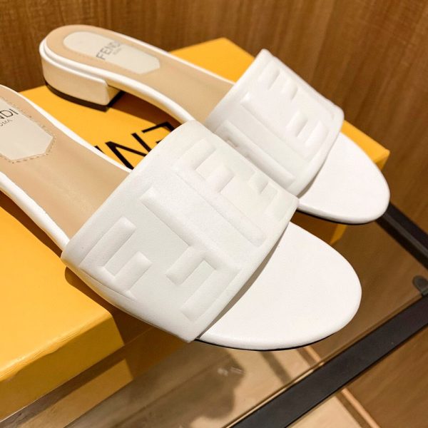 New Arrival Women Fendi Slippers F3002