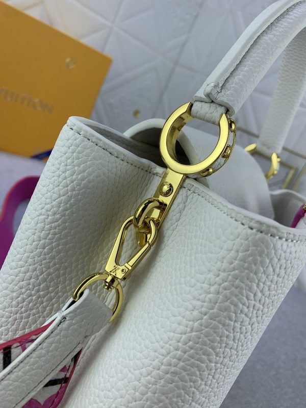 Luxury LV Handbag M23064