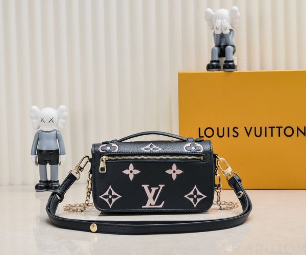 Luxury LV Handbag M22834