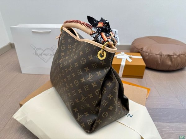 New Arrival LV Handbag L1284