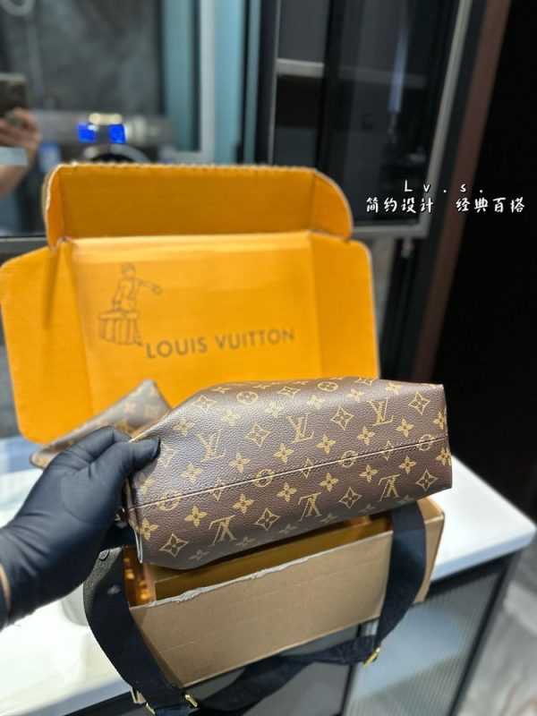 New Arrival LV Handbag L1327